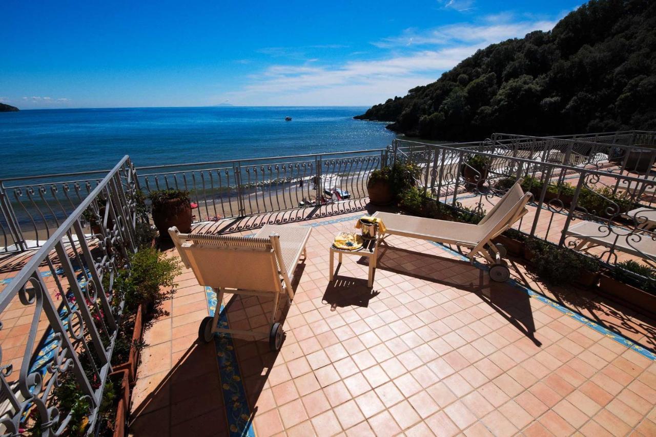 Grand Hotel Il Ninfeo Gaeta Exterior photo