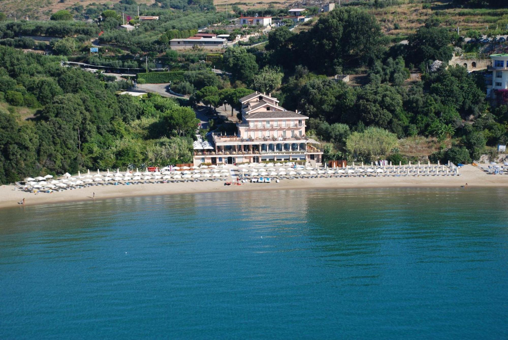 Grand Hotel Il Ninfeo Gaeta Exterior photo